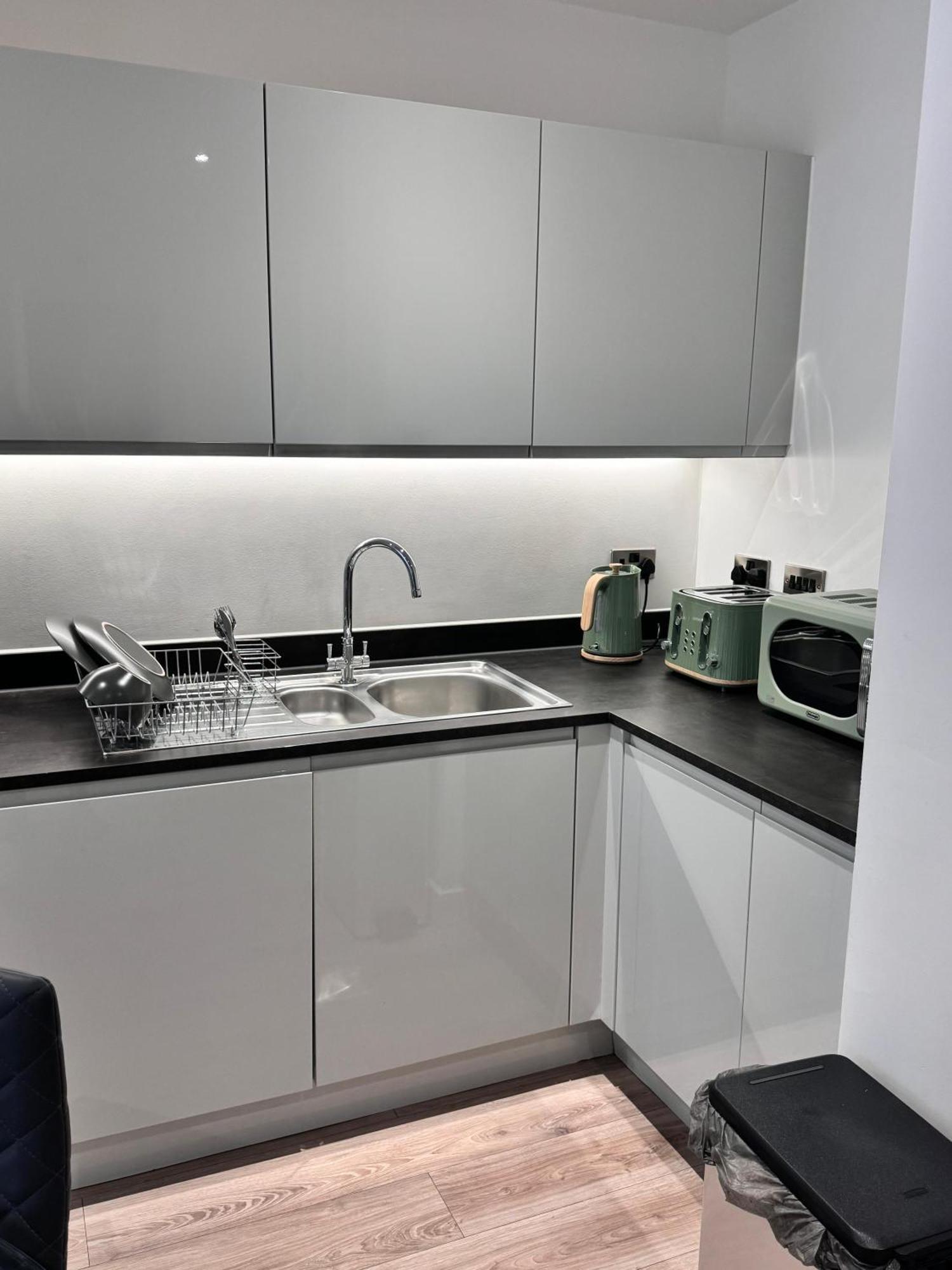 Stylish Luxury Solihull Flat מראה חיצוני תמונה